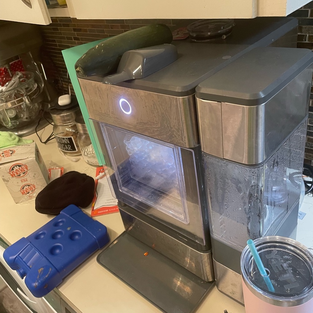 GE profile nugget ice maker